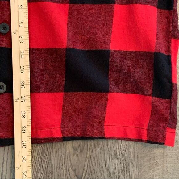 OLD NAVY Pajama top women’s Large red black buffalo plaid check flannel. - Picture 9 of 9